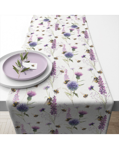 Table runner 40x150 cm Bumblebees in the meadow